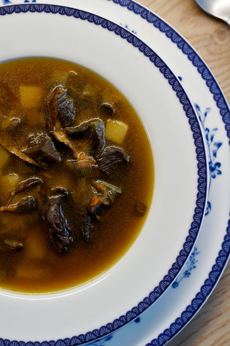 Zupa grzybowa, moja niezawodna królowa świątecznego stołu