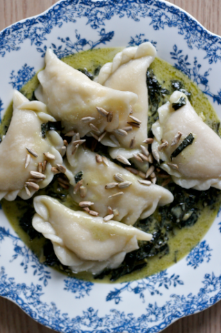 Pierogi z farszem z dyni makaronowej